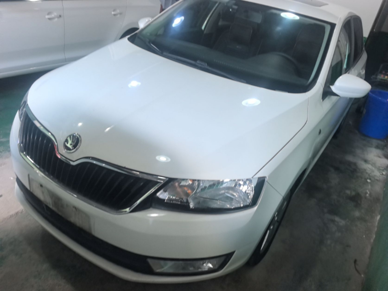 Rapid Spaceback 2016 1.6L MT