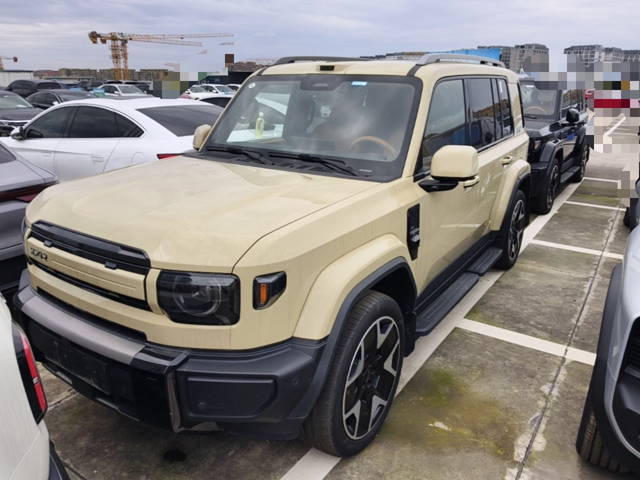 iCAR V27 2026 200KM AWD 700