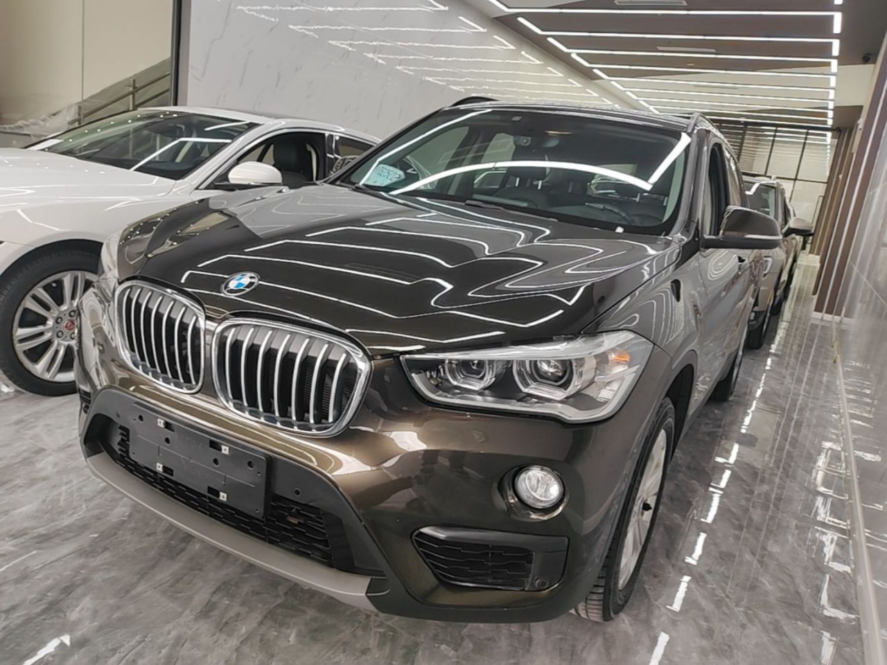 X1 2016 sDrive18Li Exclusive