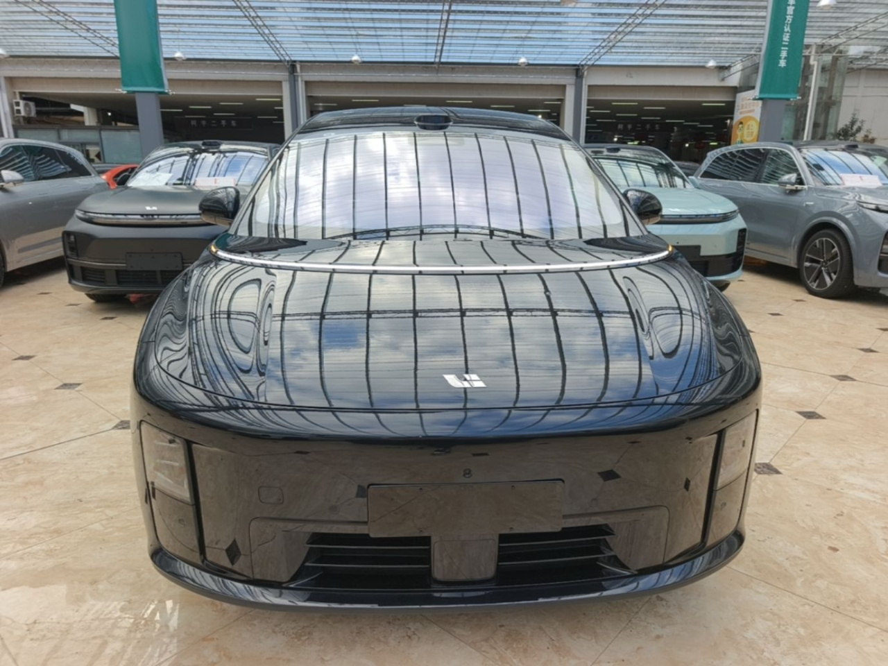 Li Auto i8 2025 Standard photo 2