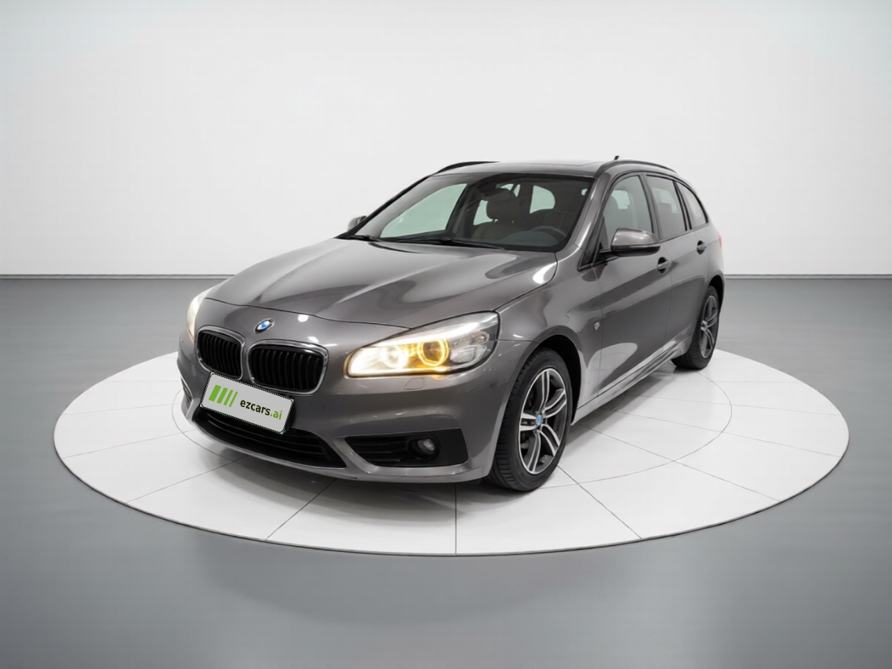 2 Series Wagon Imported 2015 218i Sport Design Package