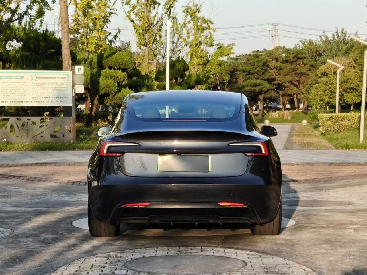 Model 3 2024 Performance AWD photo 5