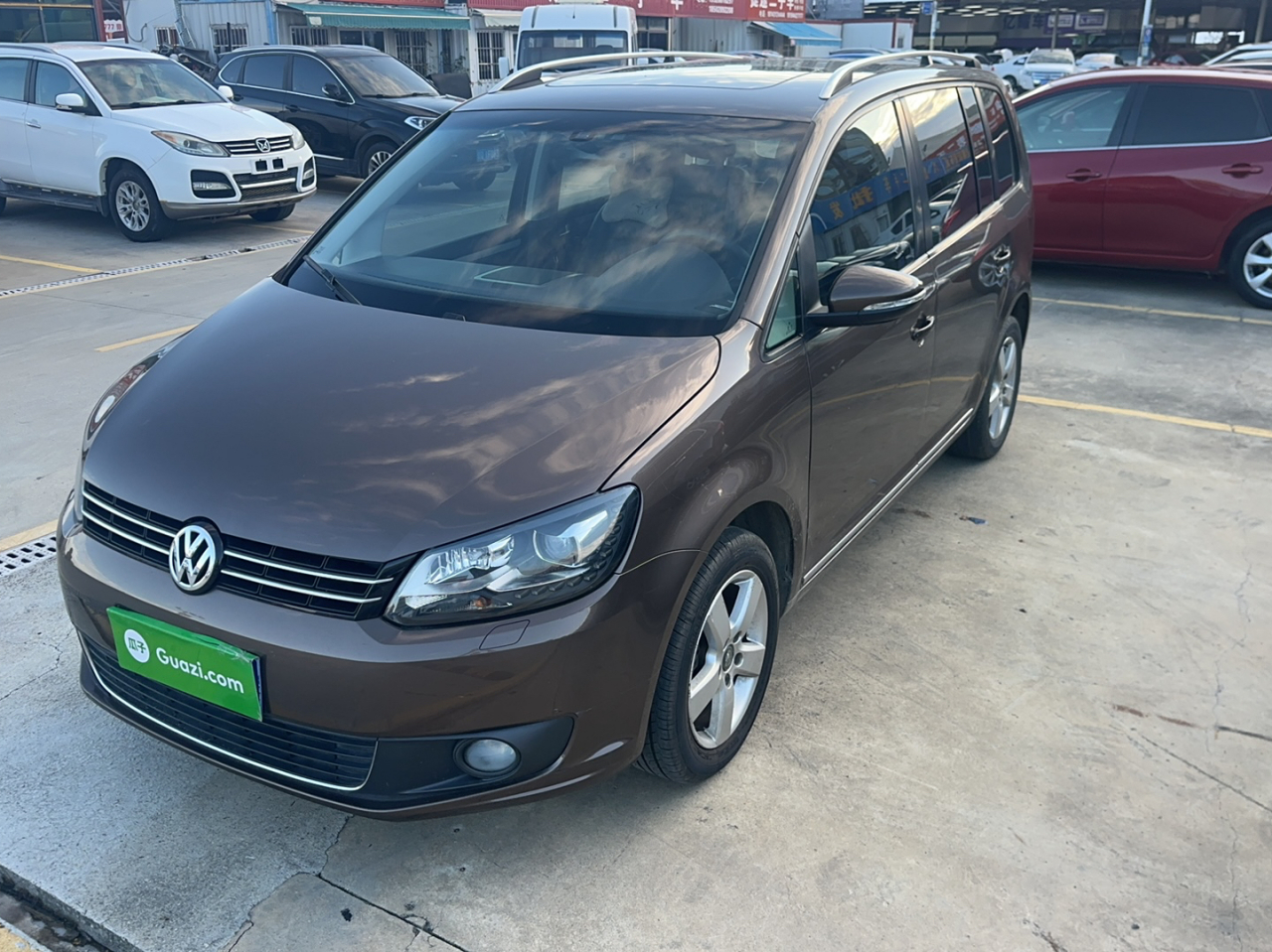 2013 1.4T MT Comfort 5-Seater photo 3