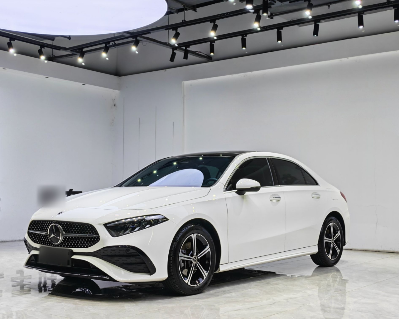 A-Class 2023 A 200 L Fashion