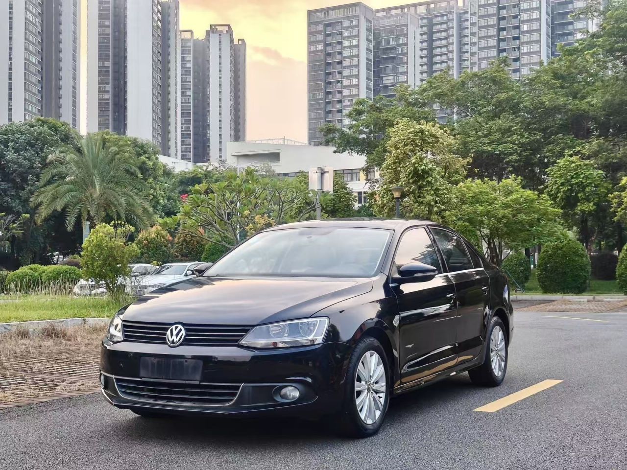 Sagitar 2014 Facelift 1.4TSI AT Luxury