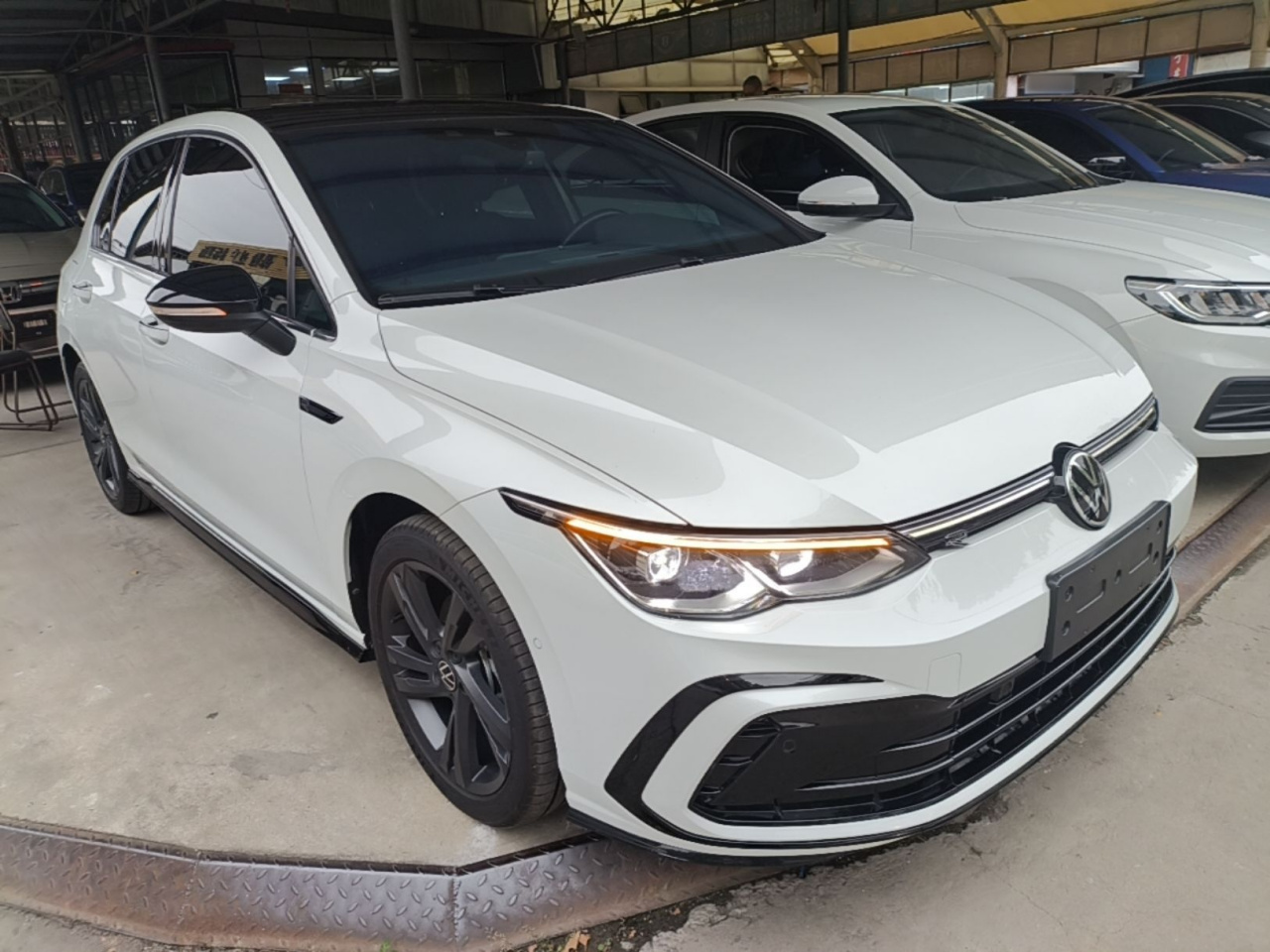 Golf 2021 280TSI DSG R-Line photo 3