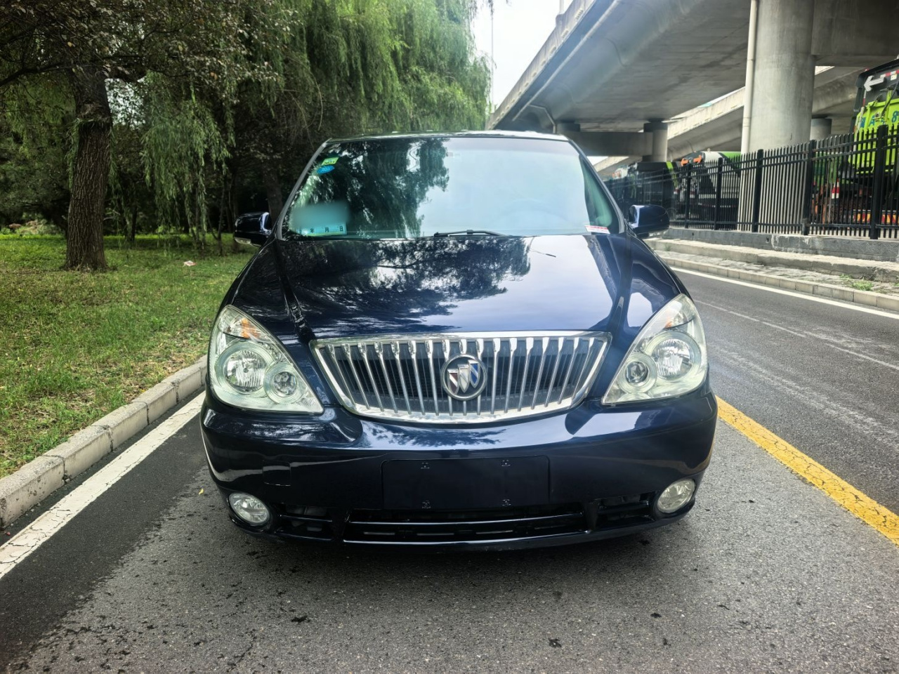GL8 2014 2.4L Classic photo 3