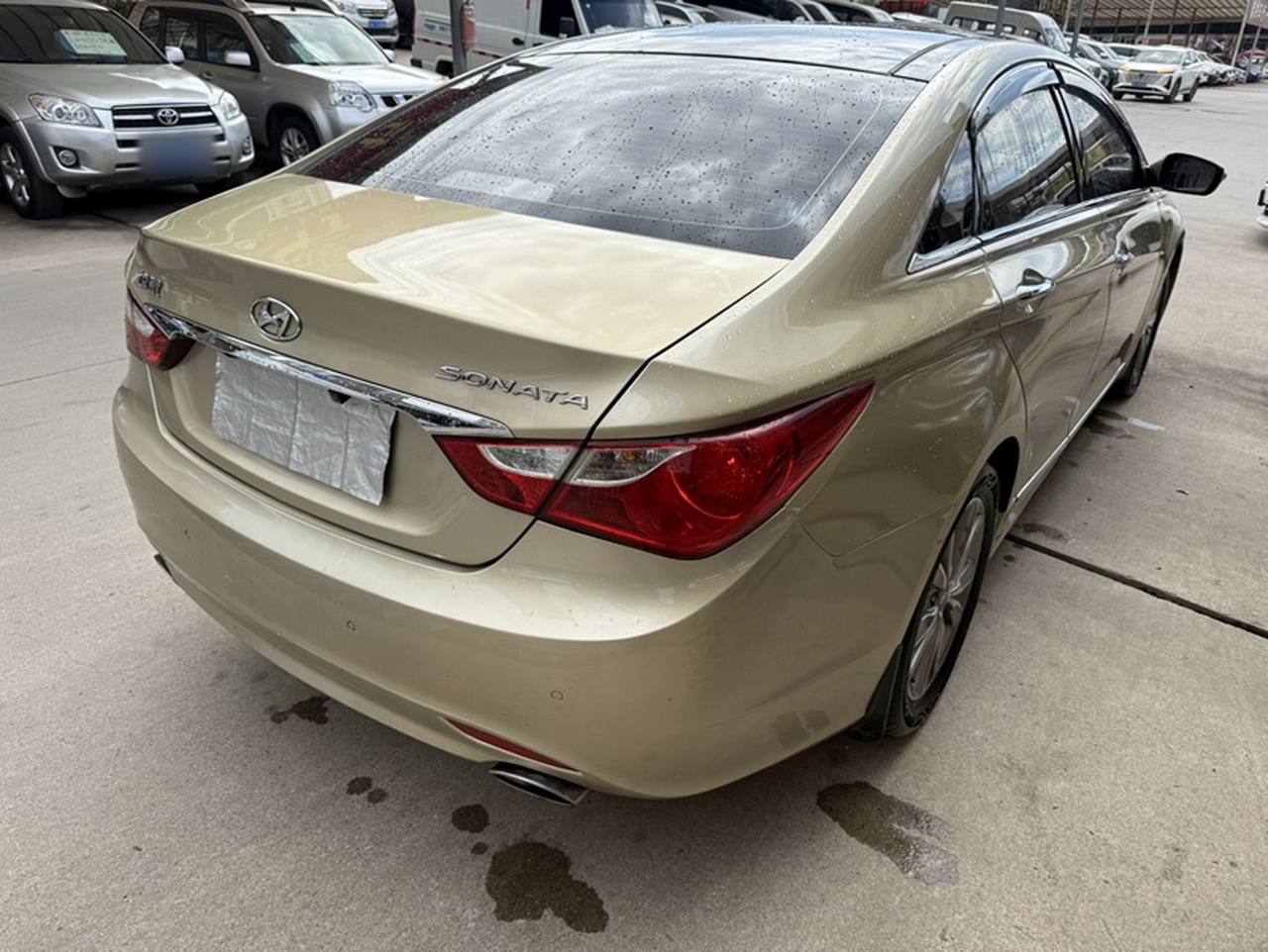 Sonata 2013 2.0L AT Luxury photo 3