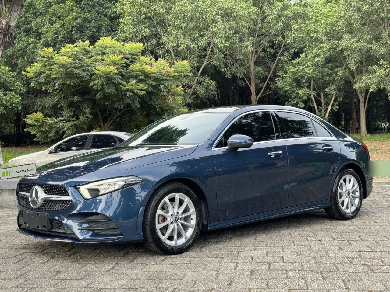 A-Class 2019 A 200 L Sport