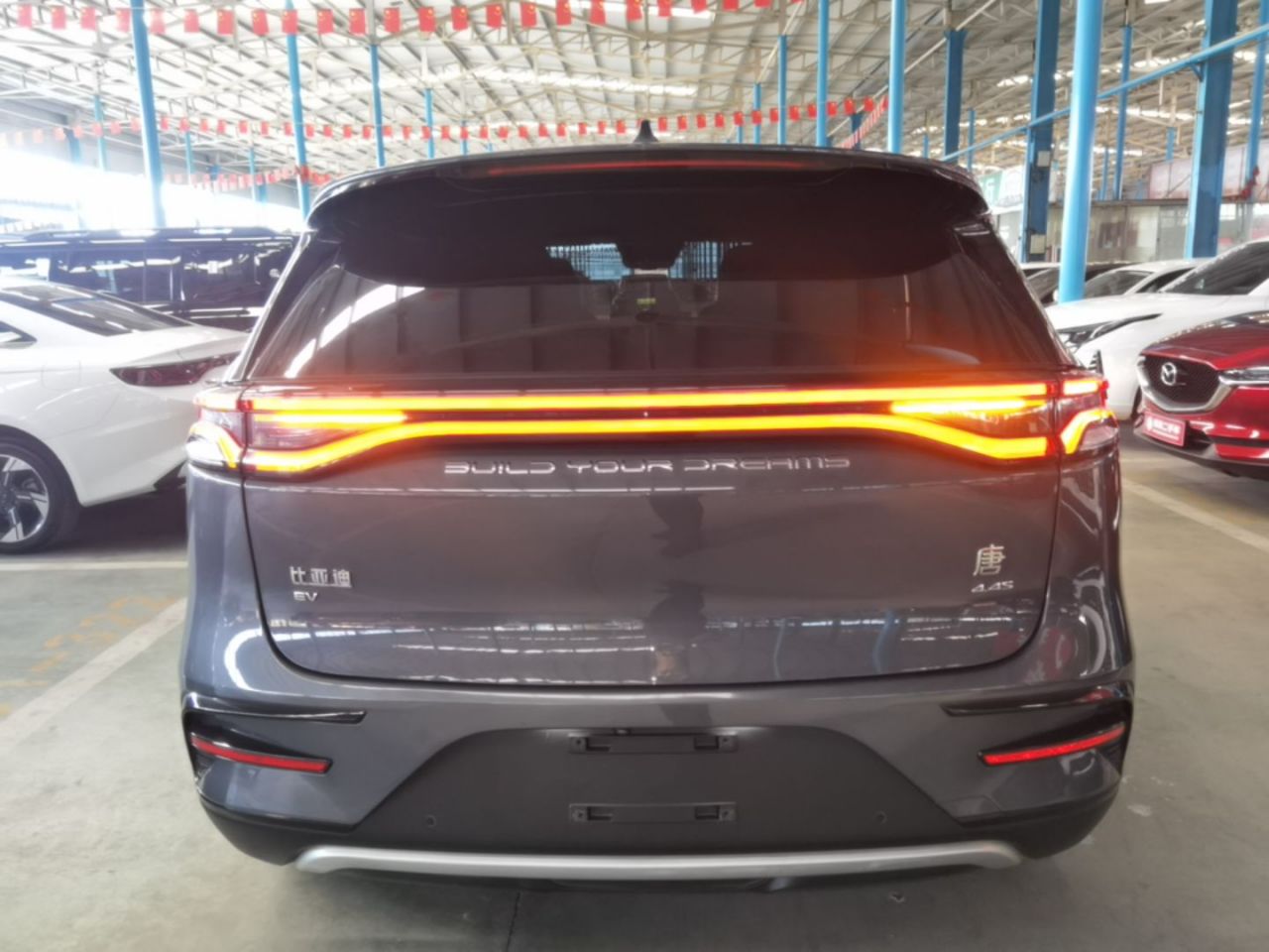 Tang EV 2022 EV 635KM AWD Flagship photo 3