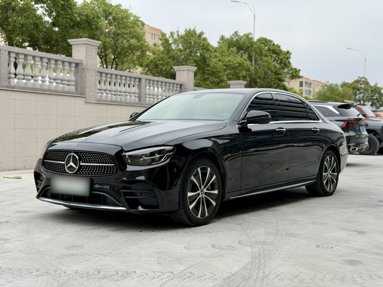 E-Class EV 2022 Facelift E 350 e L PHEV Sport