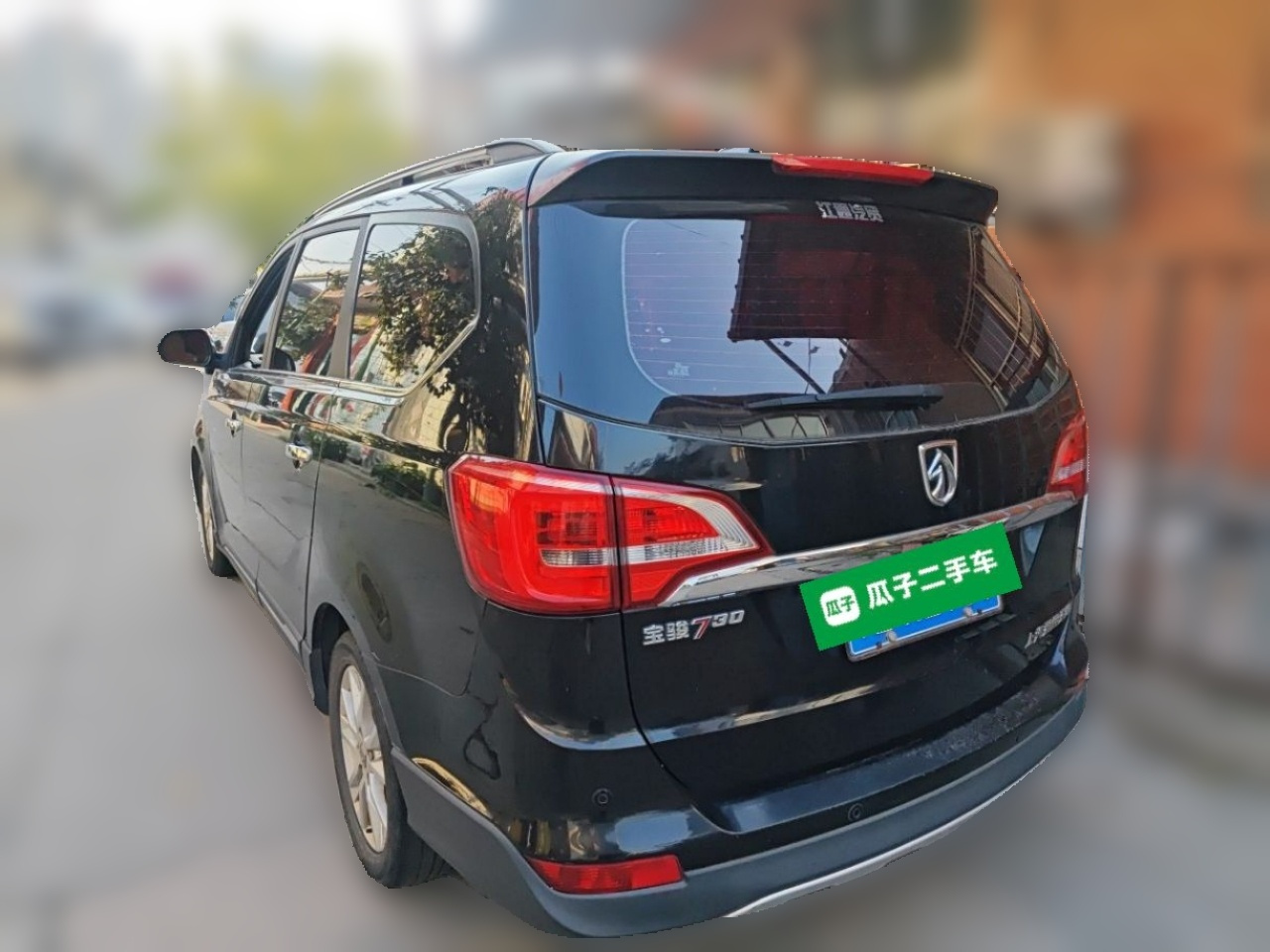 730 2014 1.5L MT Luxury 7-Seater photo 4