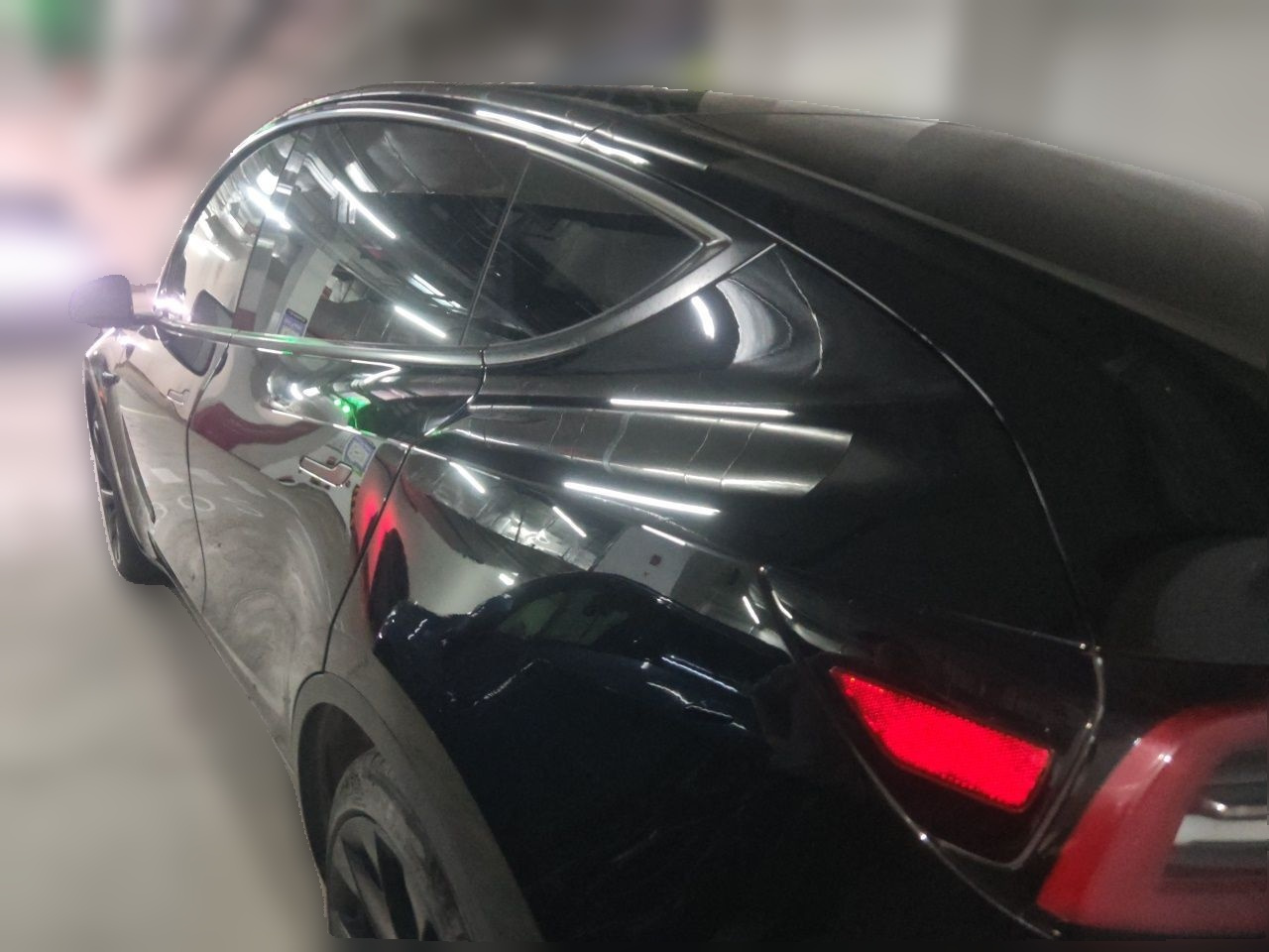 Model Y 2021 Standard Range RWD photo 4