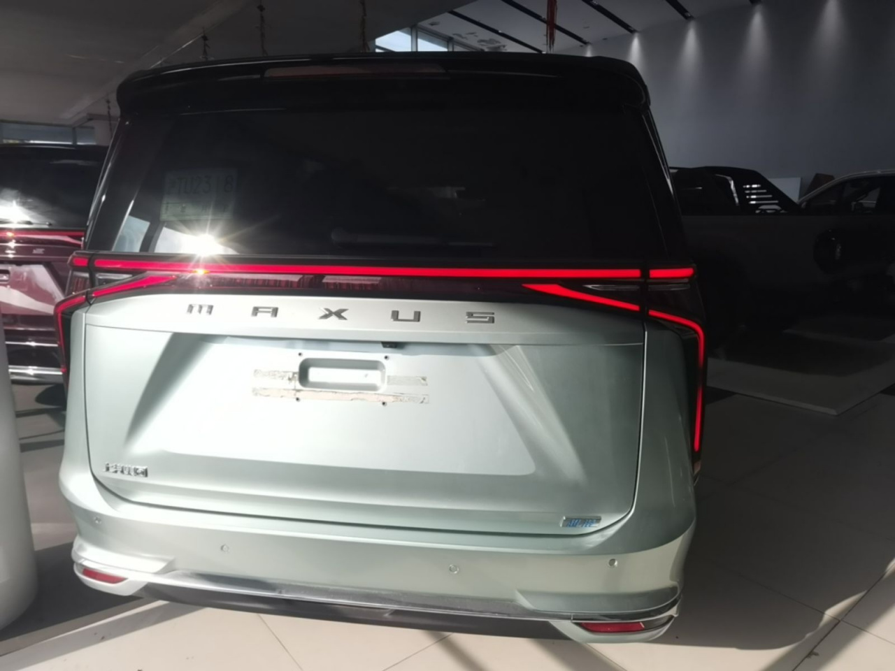 MAXUS Dajia 9 2024 Long Range 7-Seater photo 5