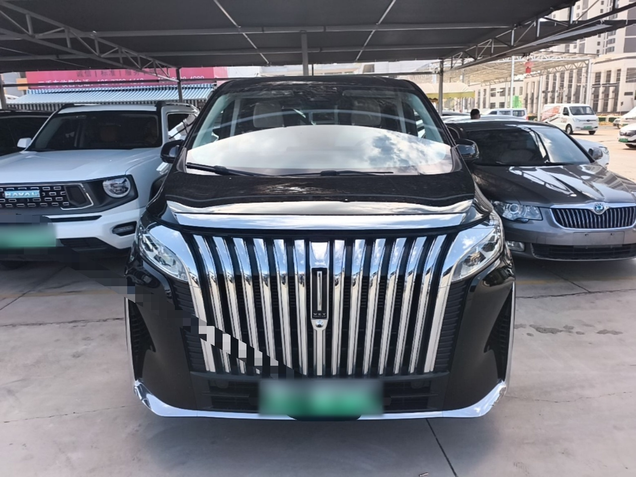 2023 AWD Flagship photo 2