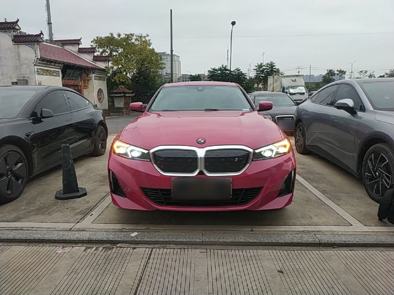 i3 2022 eDrive 35 L photo 2
