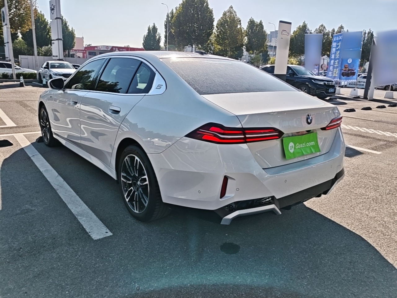 5 Series 2024 525Li M Sport Package photo 4