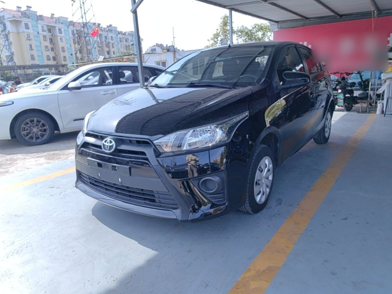 YARiS L 2014 1.3E MT