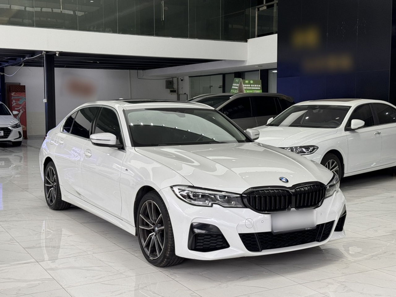 3 Series 2020 325Li M Sport Package photo 2