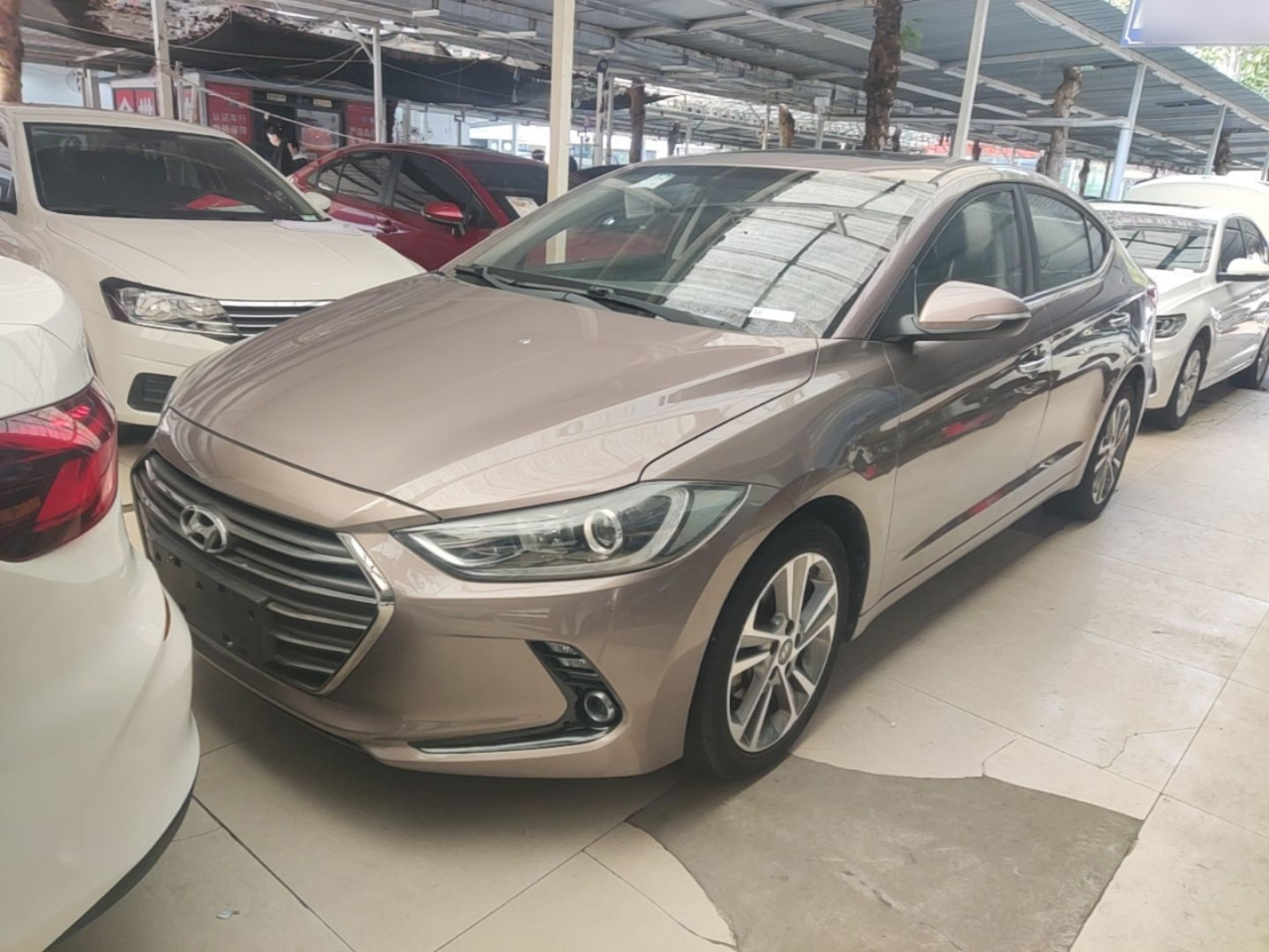 Elantra 2016 1.6L AT Smart Elite