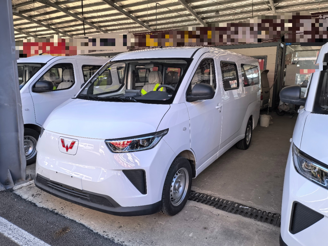 Wuling 2026 330km Bus Comfort