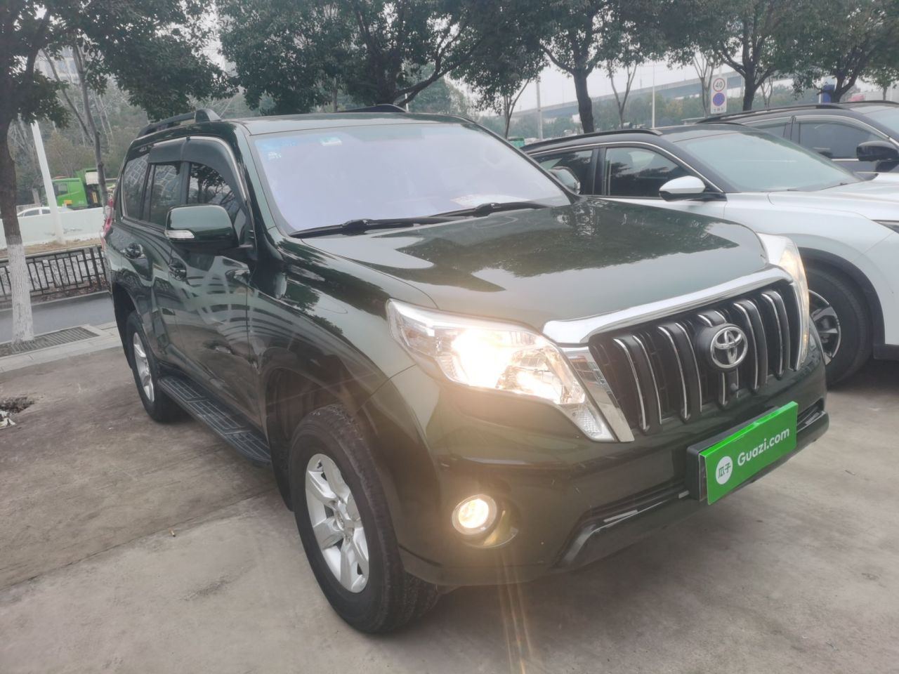 Prado 2016 2.7L AT Standard photo 3