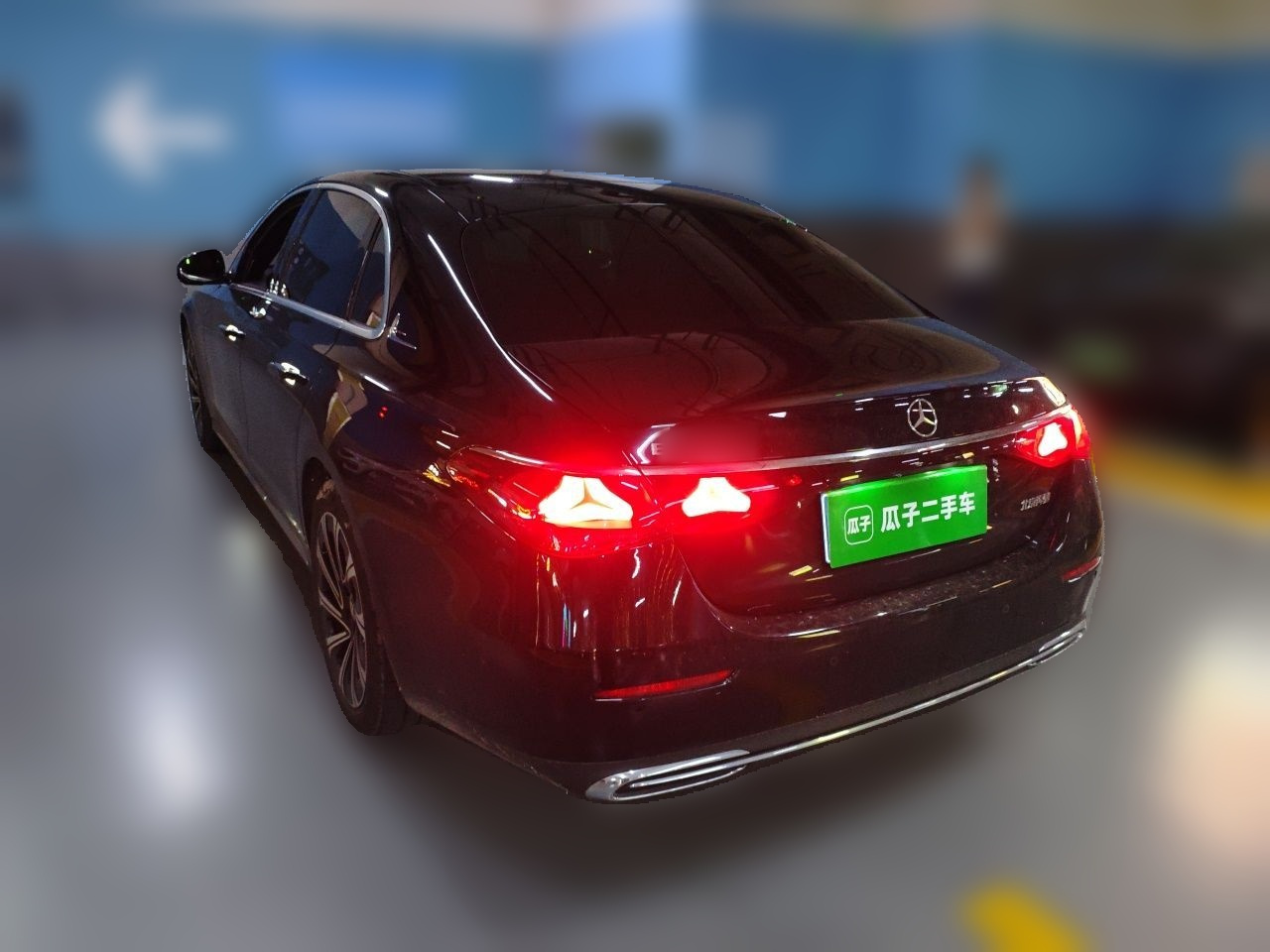 E-Class 2025 E 300 L Luxury photo 4