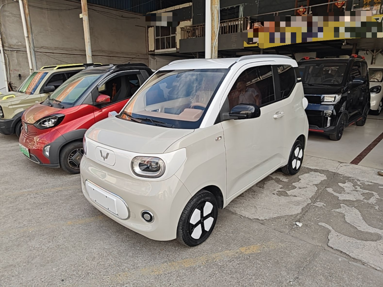 Hongguang MINIEV 2024 3rd Gen 215km Advanced