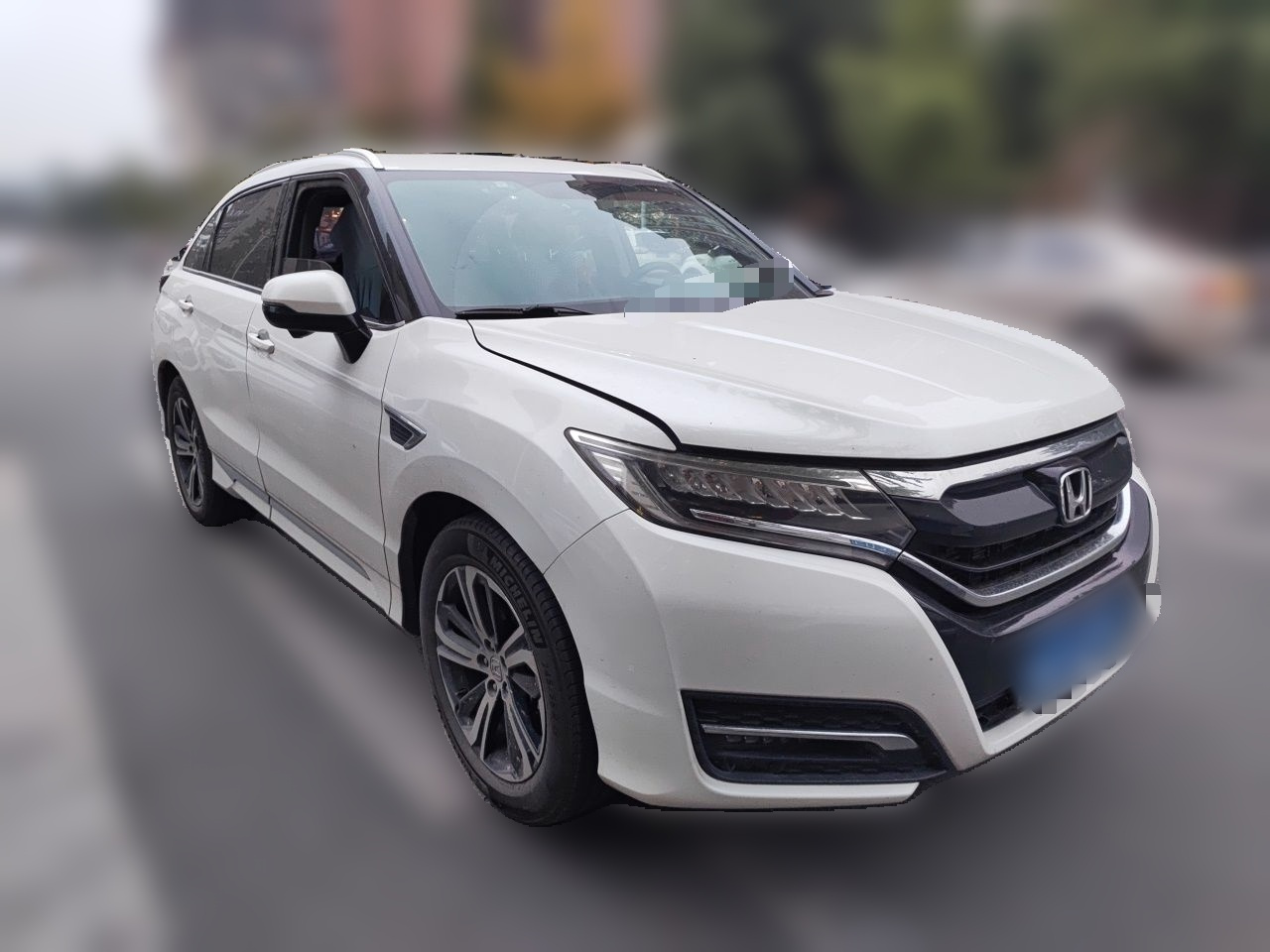 UR-V 2017 370TURBO RWD Premium China V photo 3