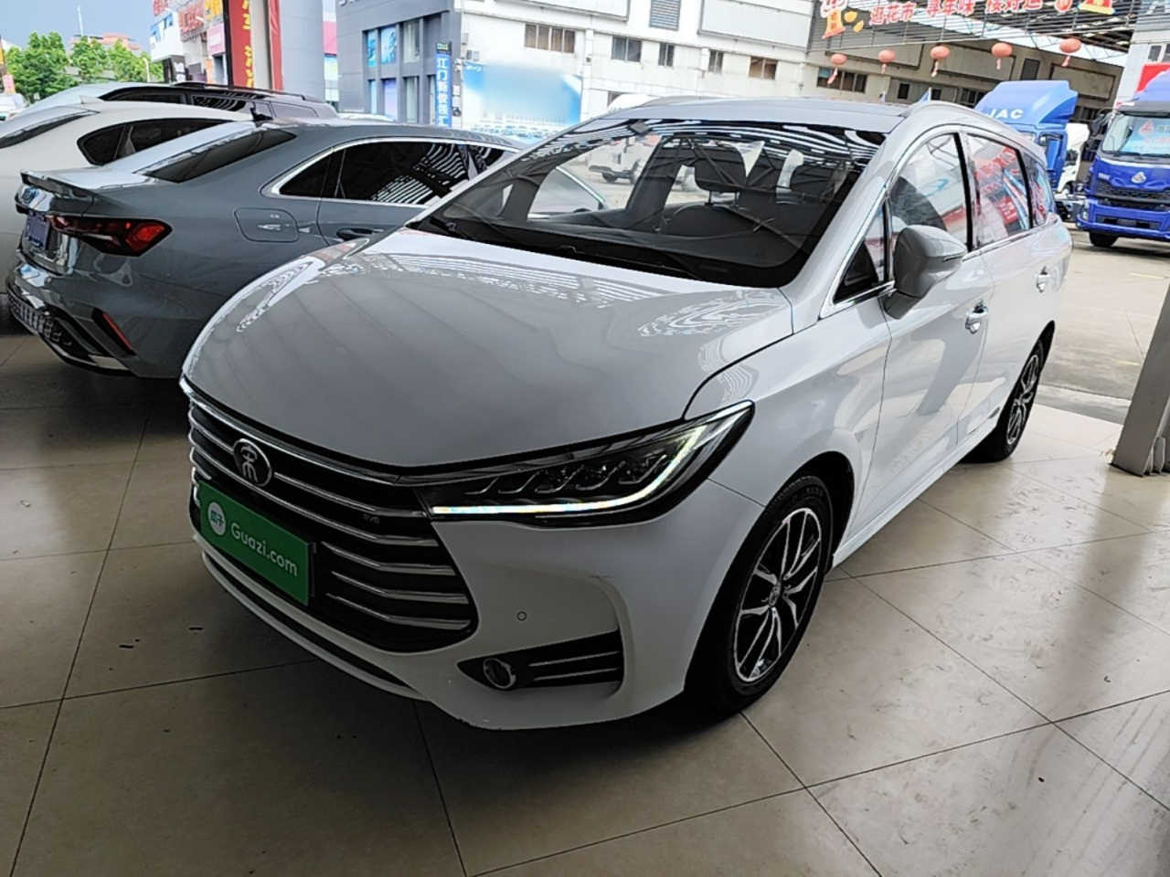 Song MAX 2017 1.5T AT Connected Premium 7-Seater