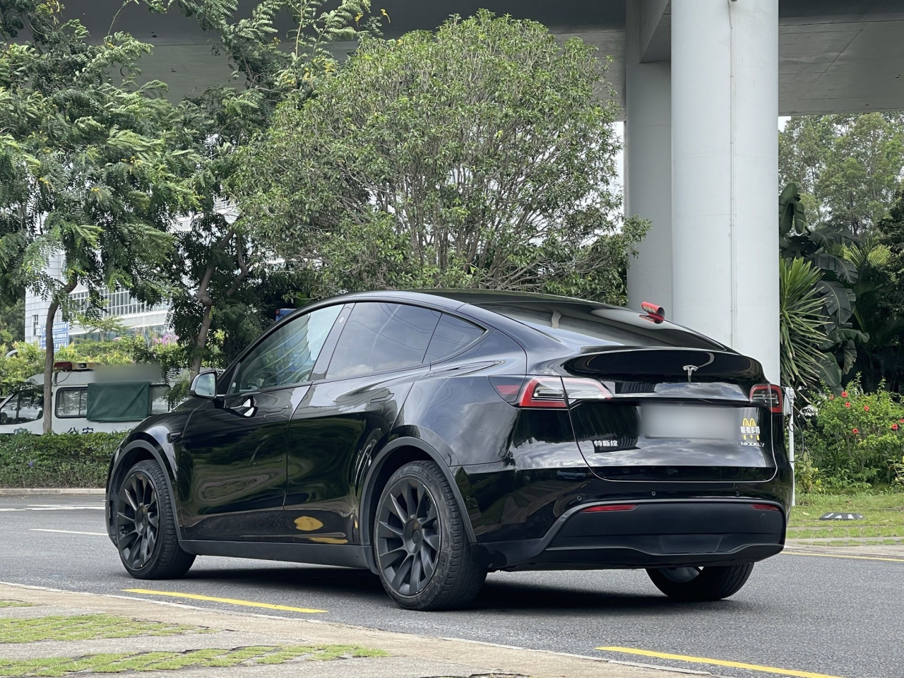 Model Y 2022 RWD photo 4