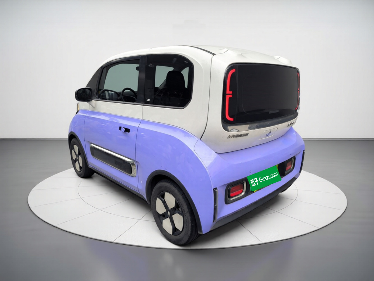 KiWi EV 2023 NCM photo 4