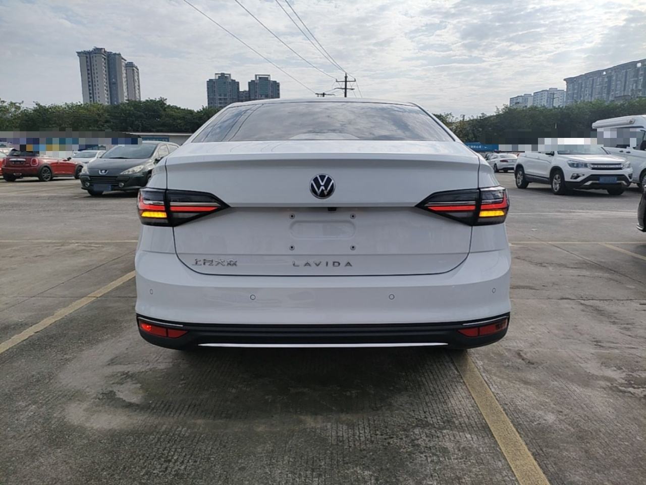 Lavida 2025 1.5L photo 5