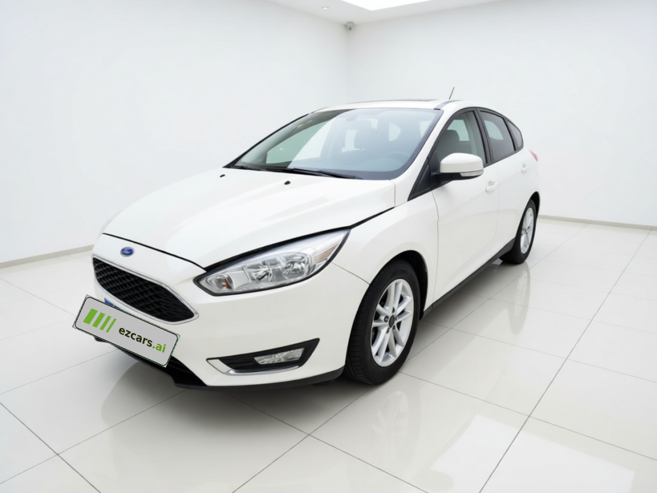 Focus 2017 Hatchback 1.6L MT Fashion