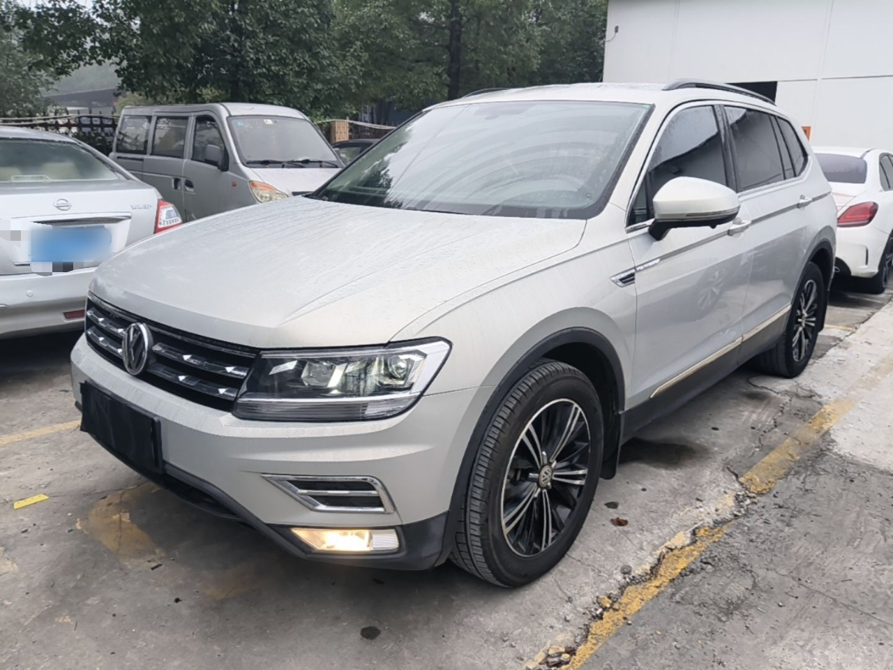 Tiguan L 2020 330TSI AT RWD China VI