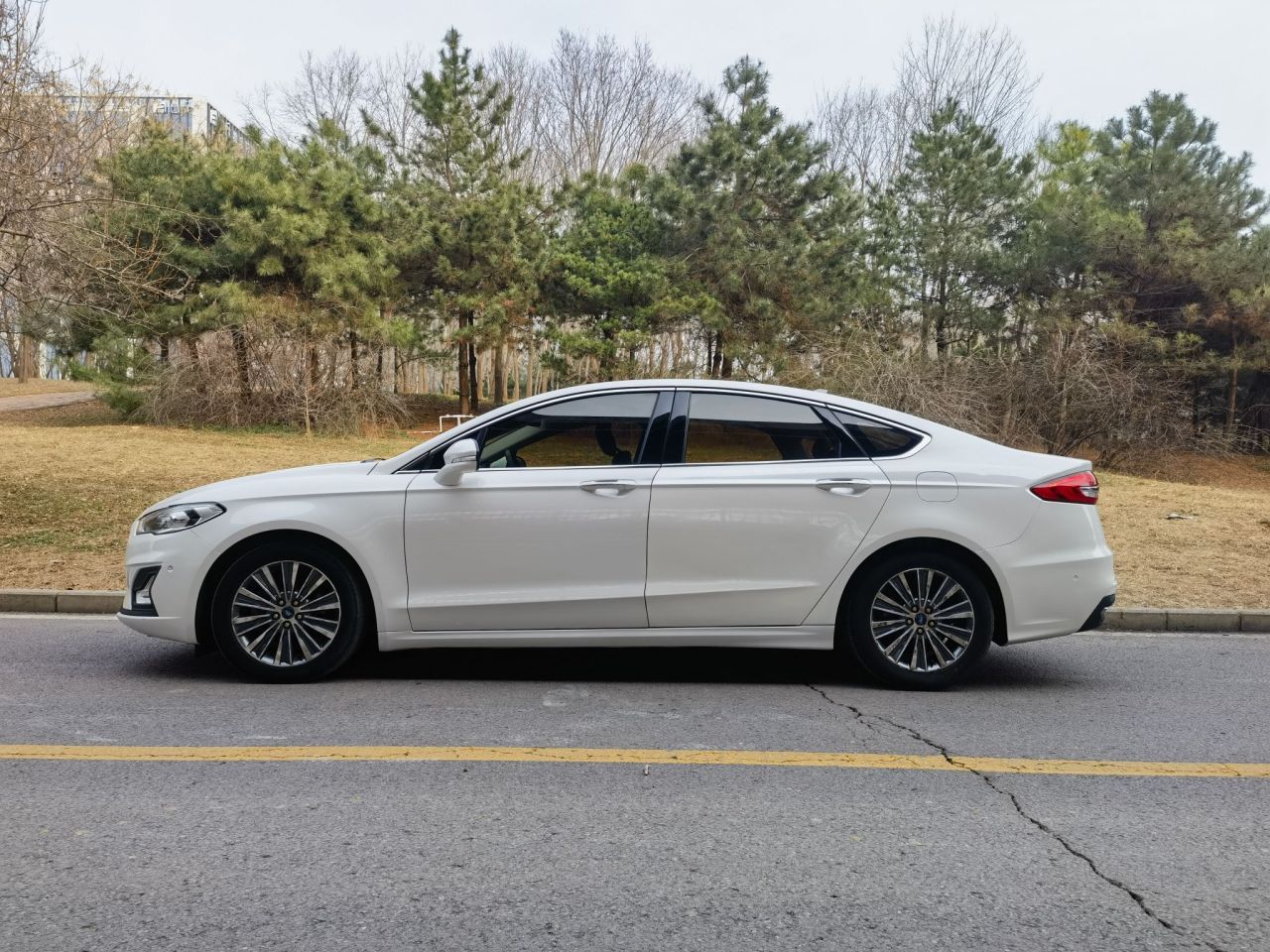 Mondeo 2018 EcoBoost 180 Luxury China V photo 3