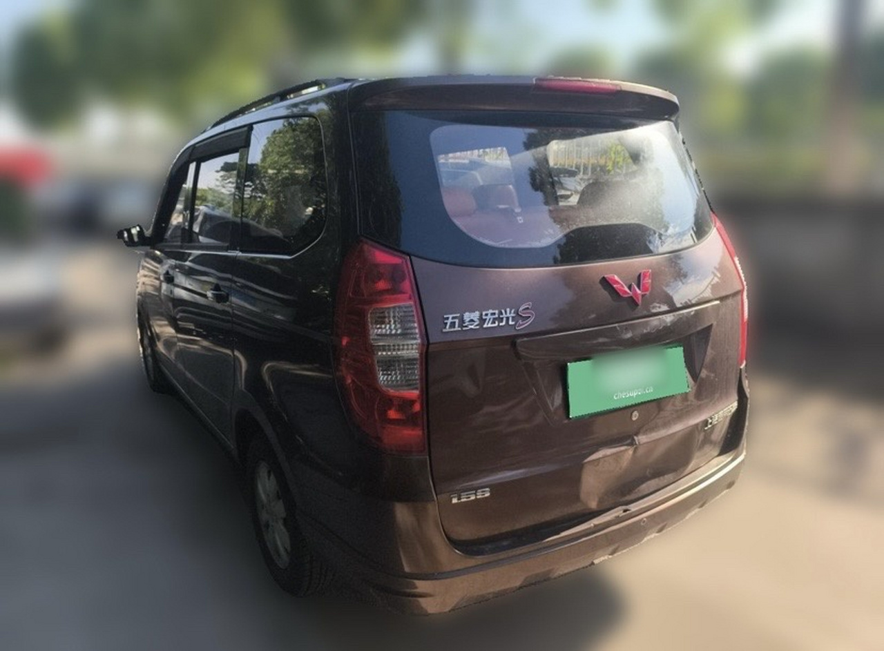 Wuling Hongguang 2016 1.5L Facelift S Comfort photo 3