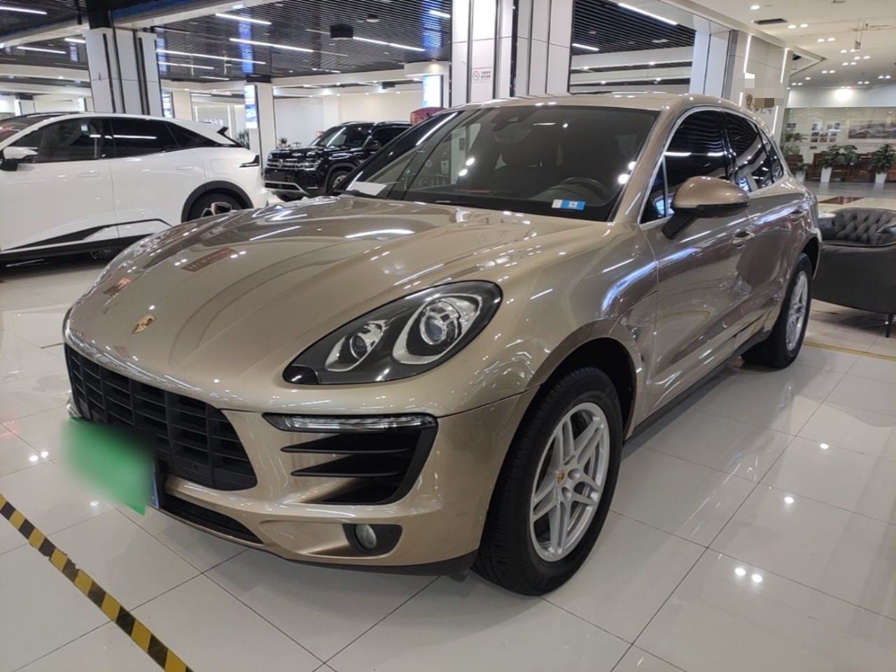 2017 Macan 2.0T