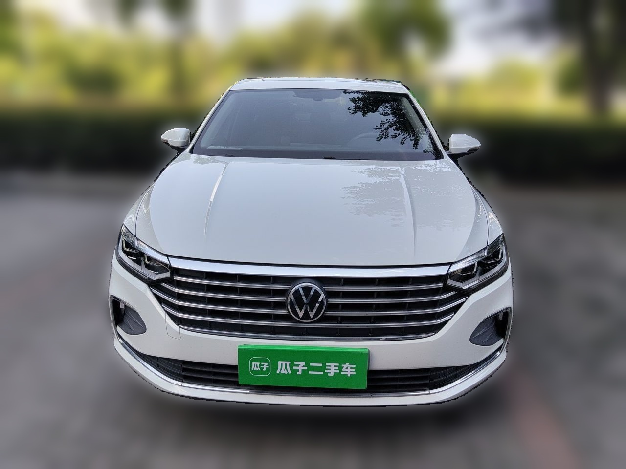 Lavida 2023 1.5L AT photo 2