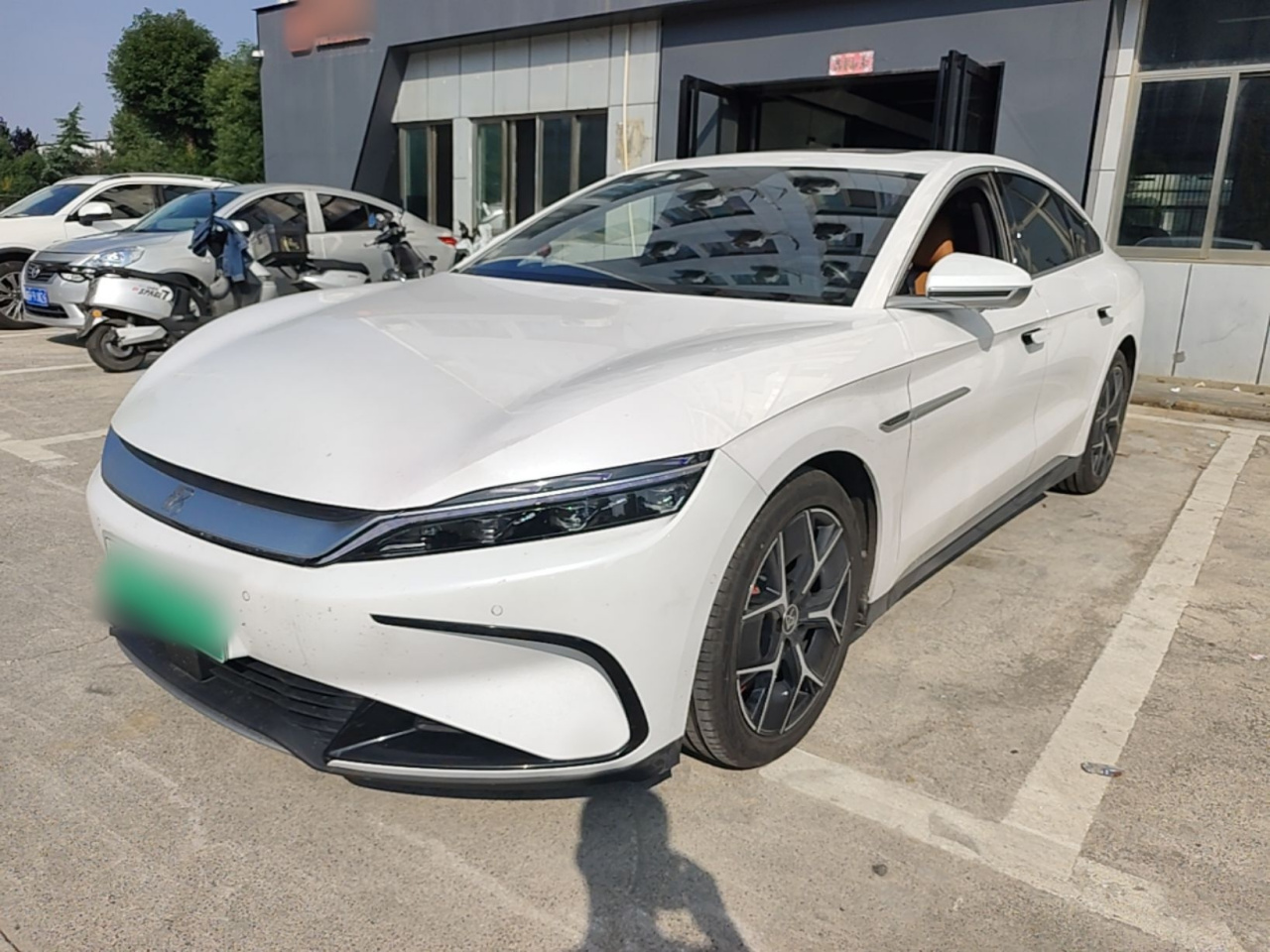 Han 2022 EV Founder 715KM FWD Flagship