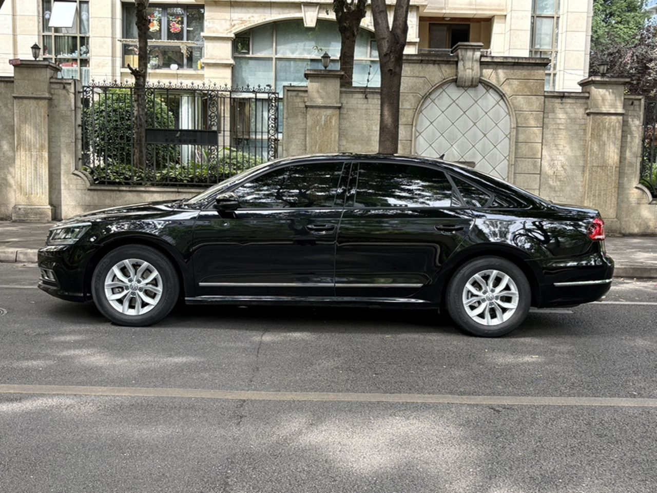 Passat 2017 280TSI DSG photo 2