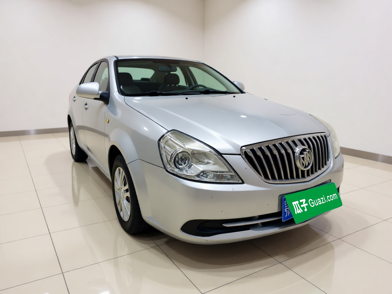 Excelle 2015 1.5L AT Classic photo 3