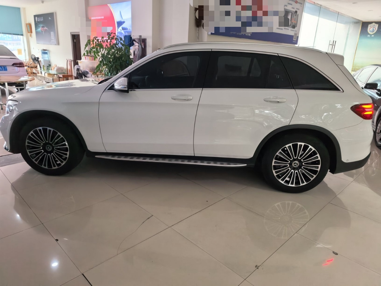 GLC 2018 GLC 260 4MATIC Dynamic photo 4