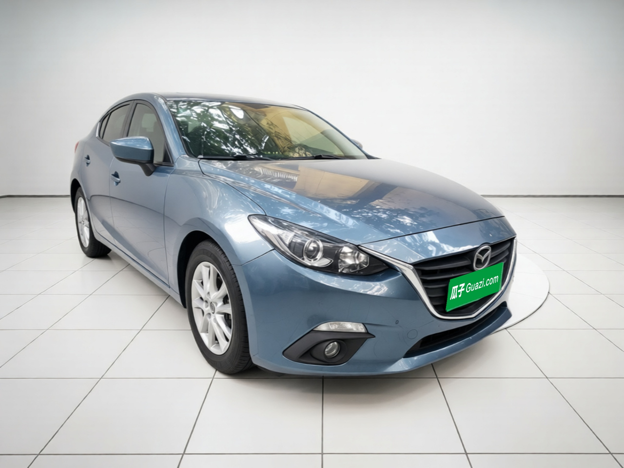 3 Axela 2016 Sedan 1.5L AT Comfort photo 2