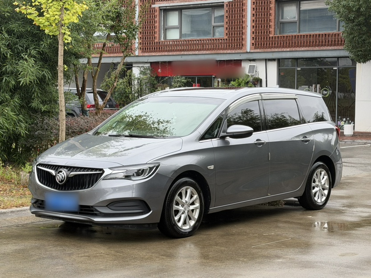 GL6 2019 18T 6-Seater Elite China VI