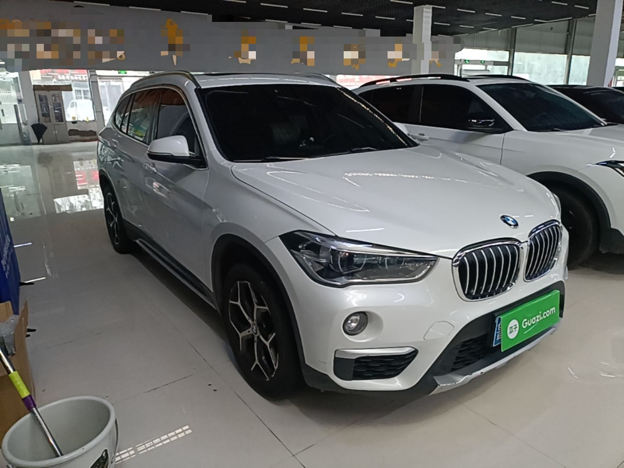 X1 2019 sDrive18Li Exclusive photo 3