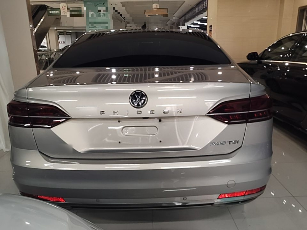 2018 Facelift 380TSI RWD Business photo 5