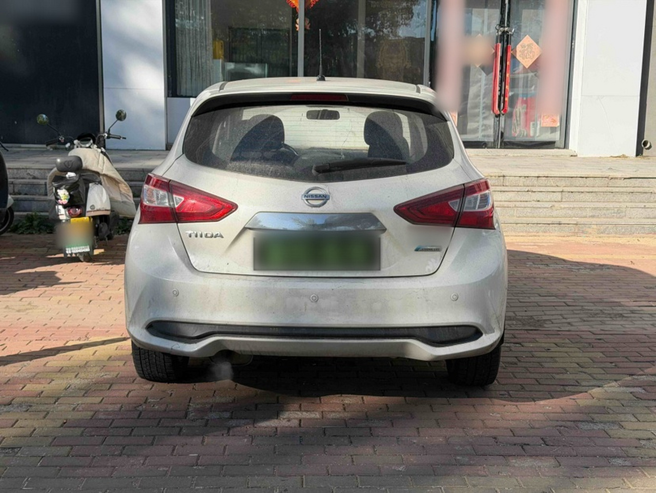 Tiida 2016 1.6L CVT photo 5