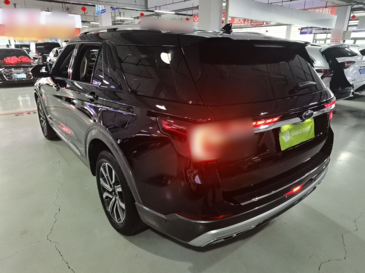 Explorer 2023 EcoBoost 285 AWD Titanium 6-Seater photo 4