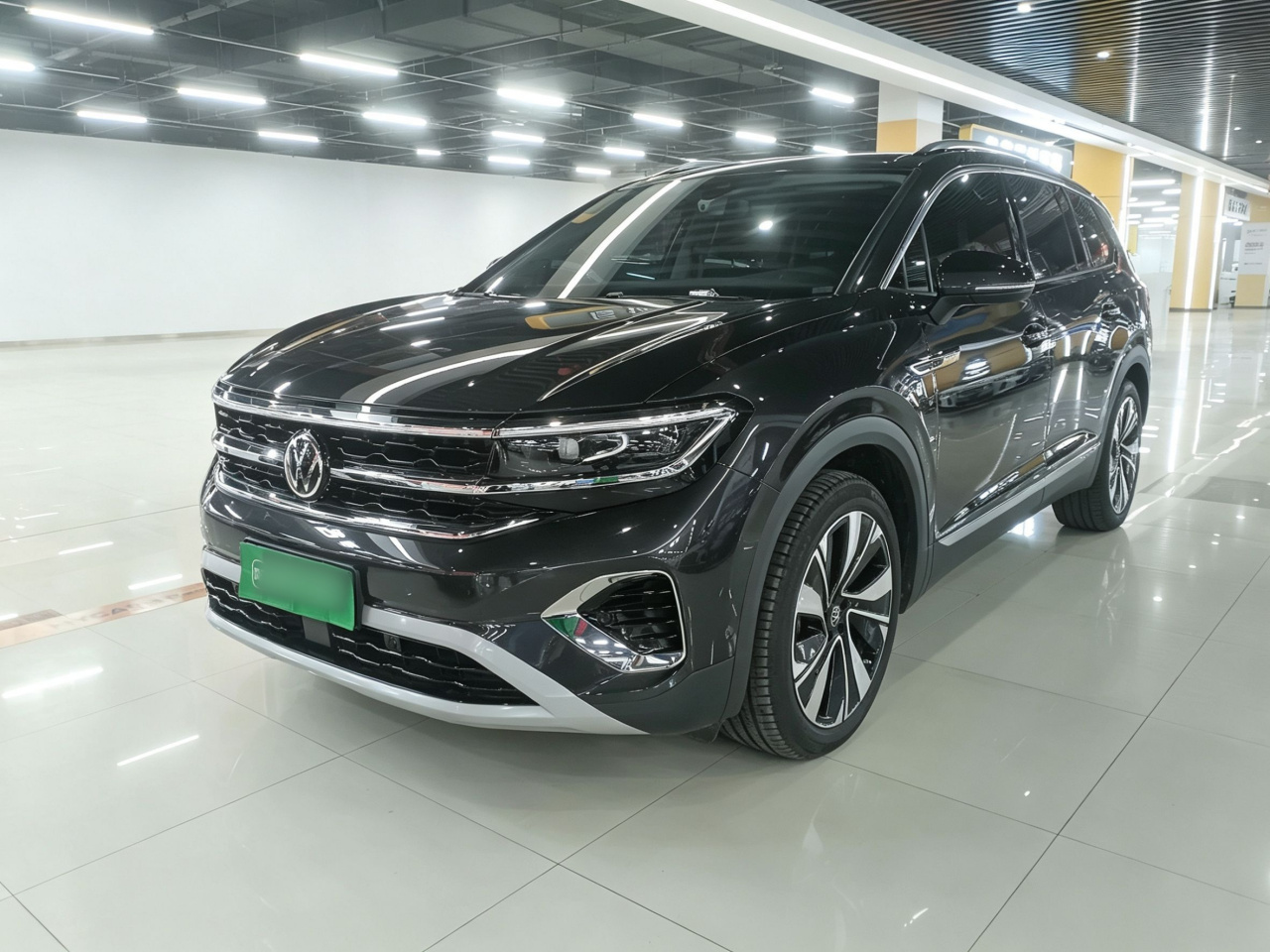 2023 Facelift 380TSI AWD Luxury Pro 6-Seater